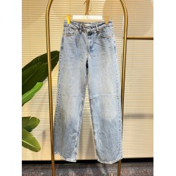ZR Model Mom Jean