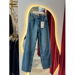 ZR Model Mom Jean